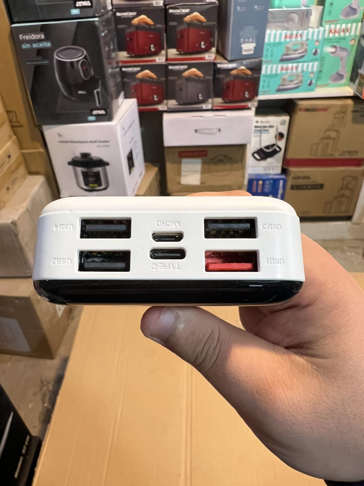 Germany lot 66W Fast Charging Power Bank